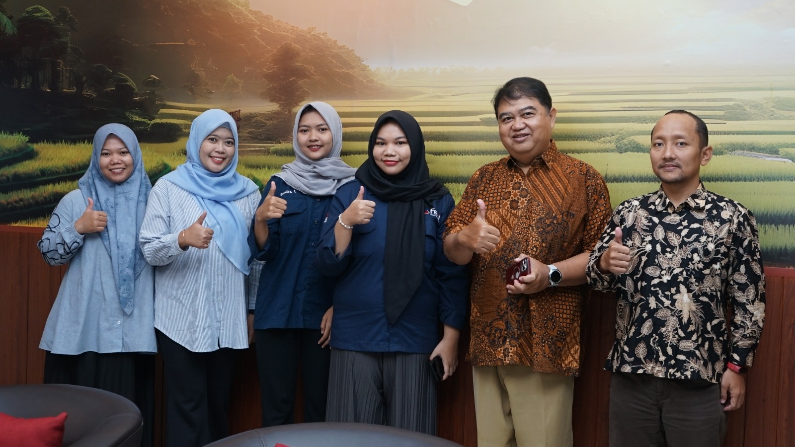 MBKM FEBI Naik Kelas