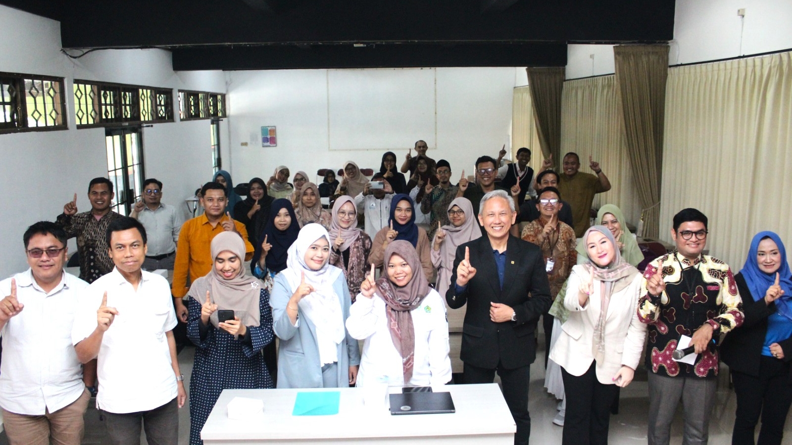 FEBI dan Panin Dai-ichi Life Bersama Tingkatkan Literasi Keuangan Syariah