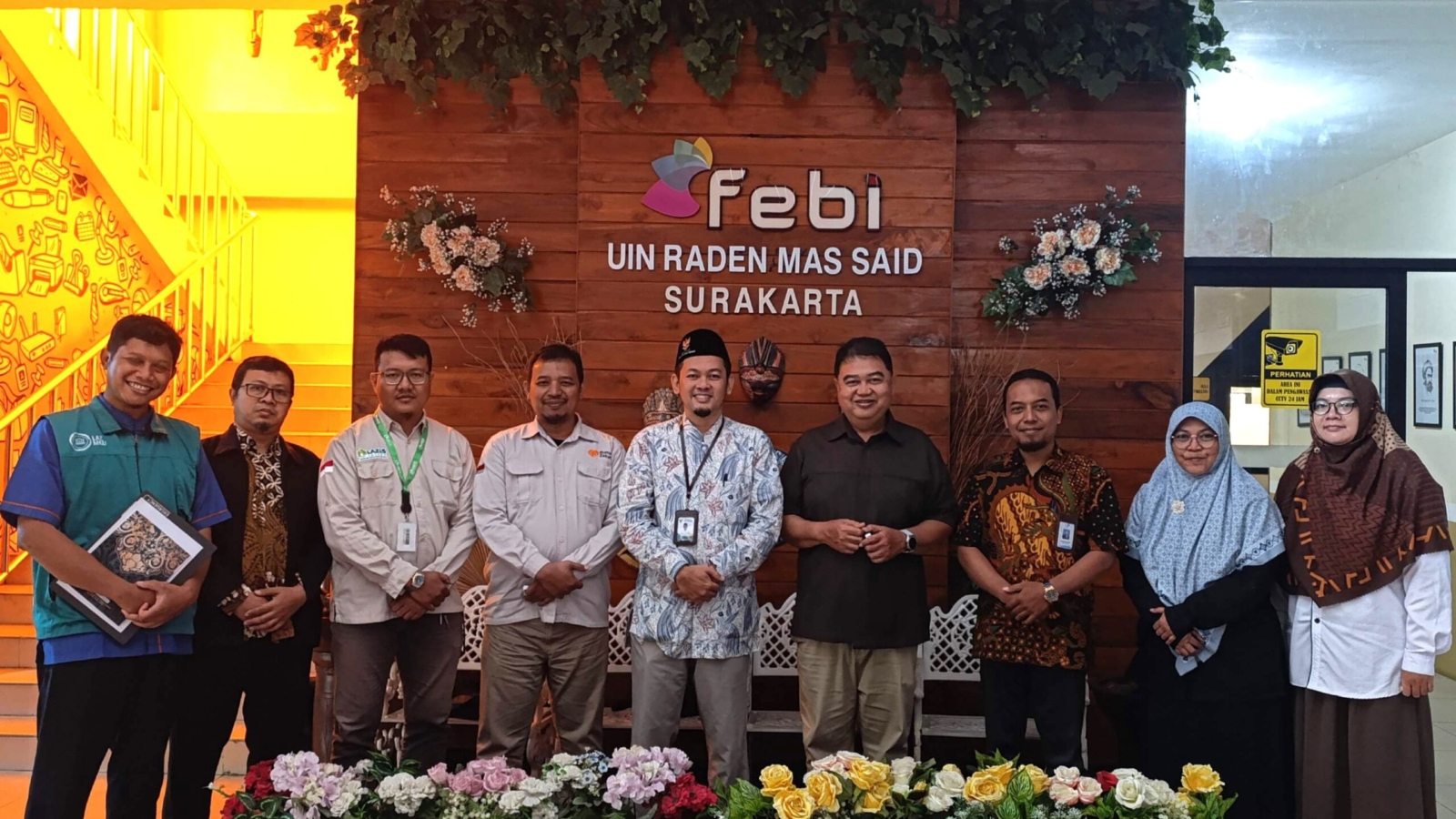 FEBI UIN Raden Mas Said Surakarta bersama Basnaz LAZ dan Mazawa