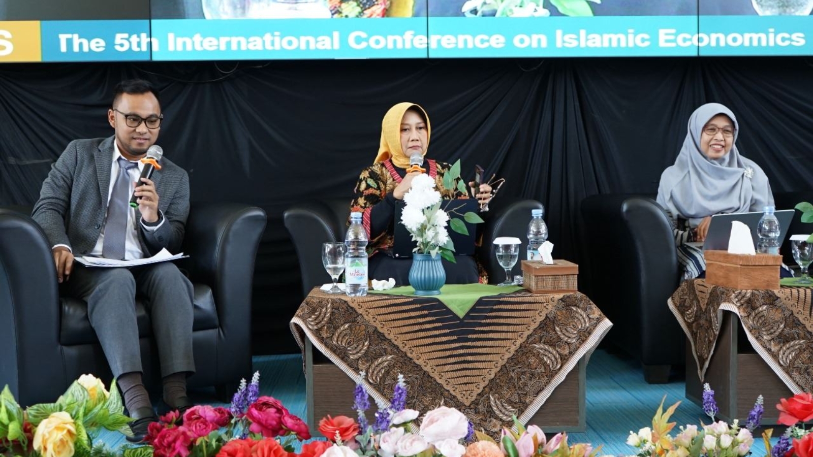 icies-febi-uin-surakarta-Dr. Diah Retno