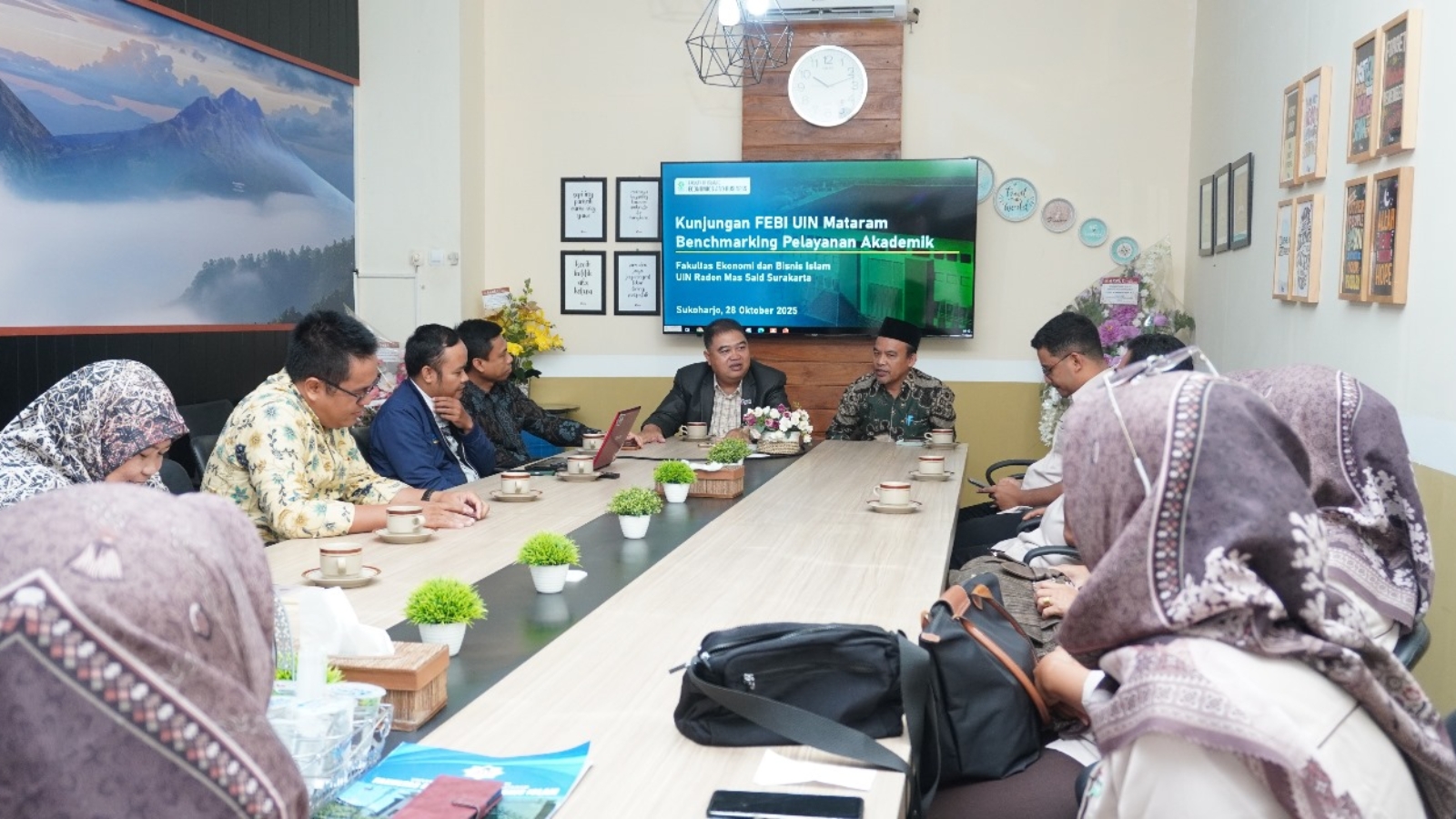 Benchmarking UIN Mataram di FEBI UIN Surakarta
