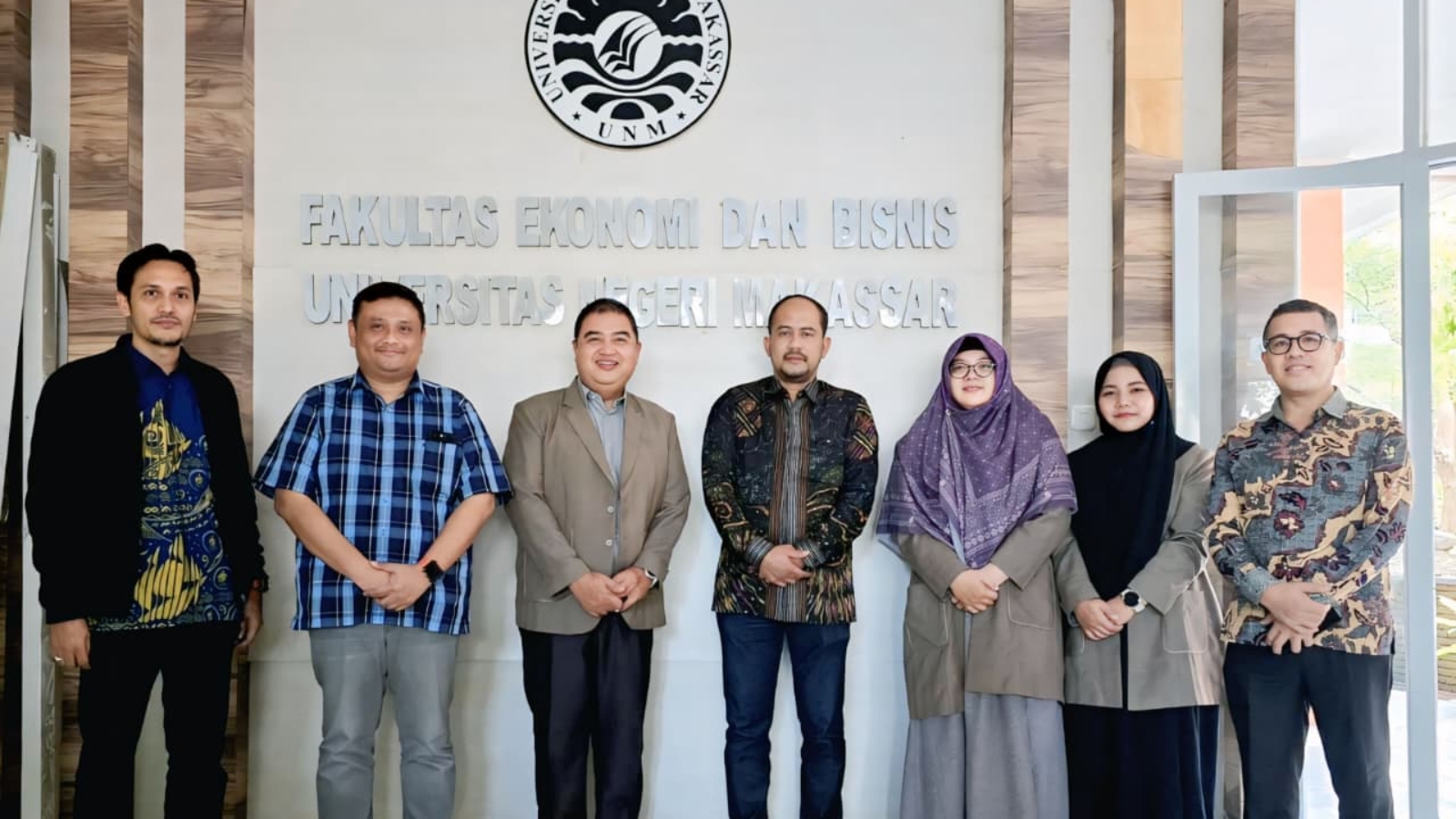 benchmarking-academic-febi-uin-surakarta-dengan-universitas-negeri-makassar