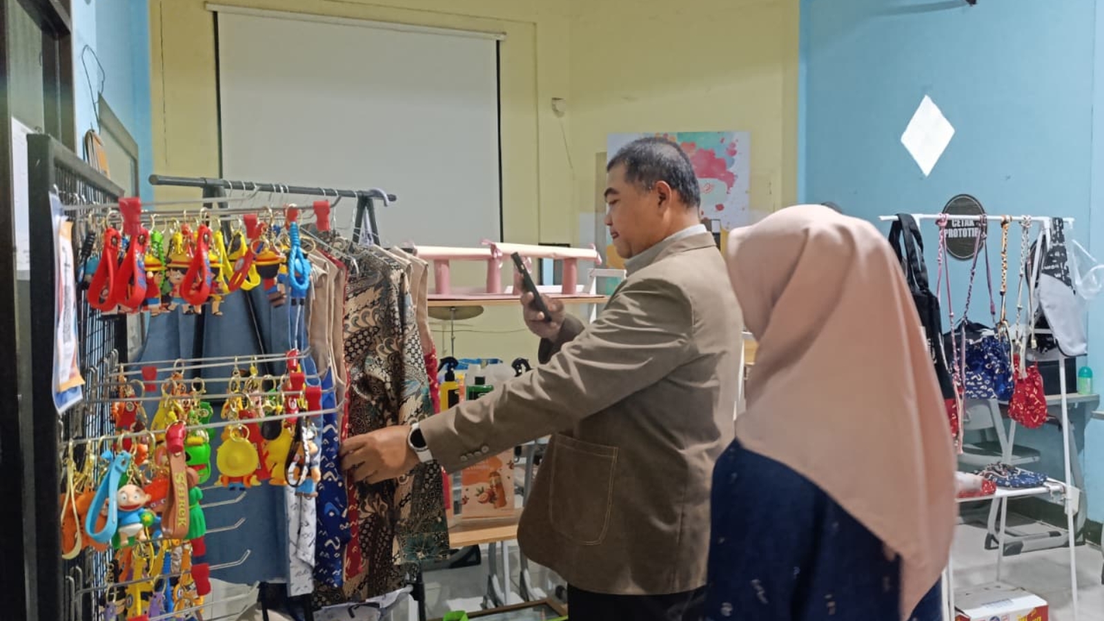 kunjungan-laboratorium-febi-uin-surakarta-di-universitas-negeri-makassar