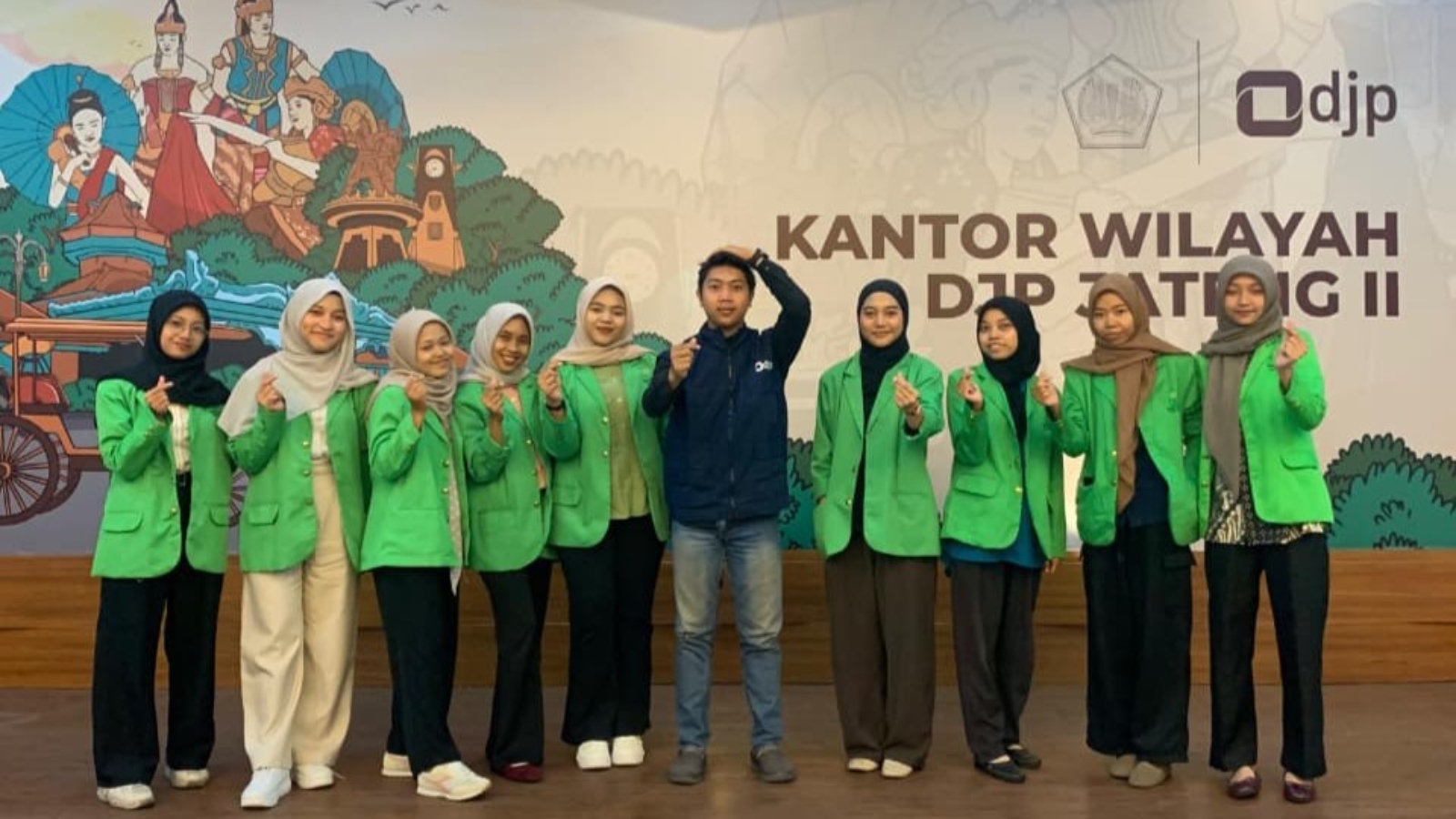31 Mahasiswa FEBI UIN Surakarta Dikukuhkan Sebagai Anggota Renjani