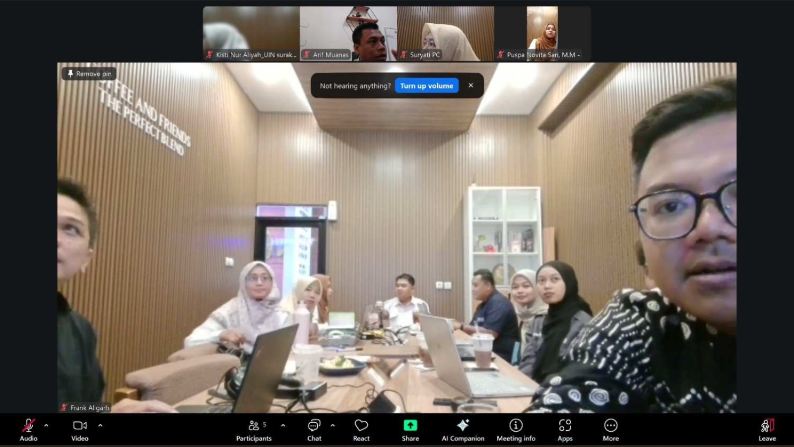 FEBI Dorong Kualitas Riset Melalui Coaching Clinic