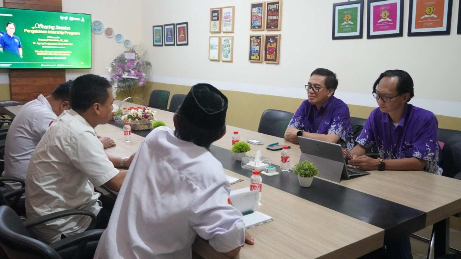 SHARING SESSION PENGELOLAAN INTERSHIP PROGRAM DARI BINUS UNIVERSITY