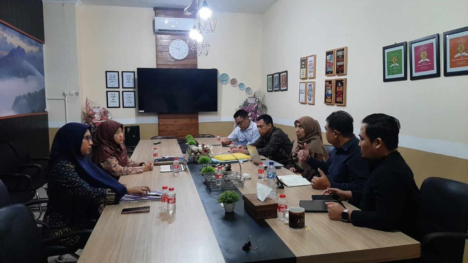 Asah Skill Bisnis, FEBI Optimalkan Unit JUFE melalui Exit Meeting