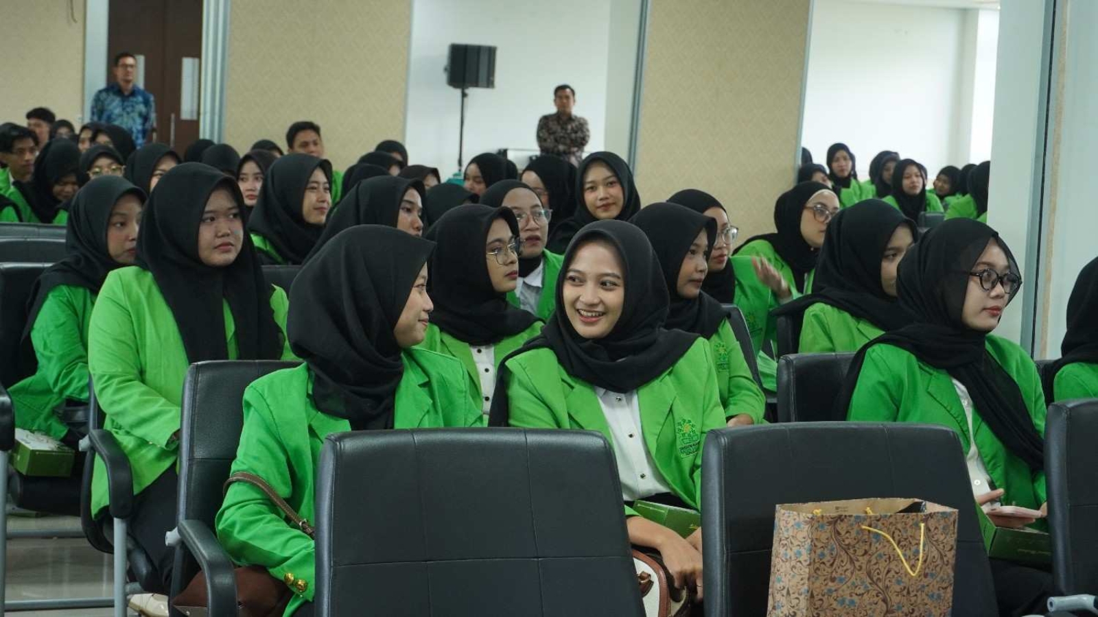 FEBI Catatkan Lulusan Terbanyak pada Wisuda 62 UIN Surakarta