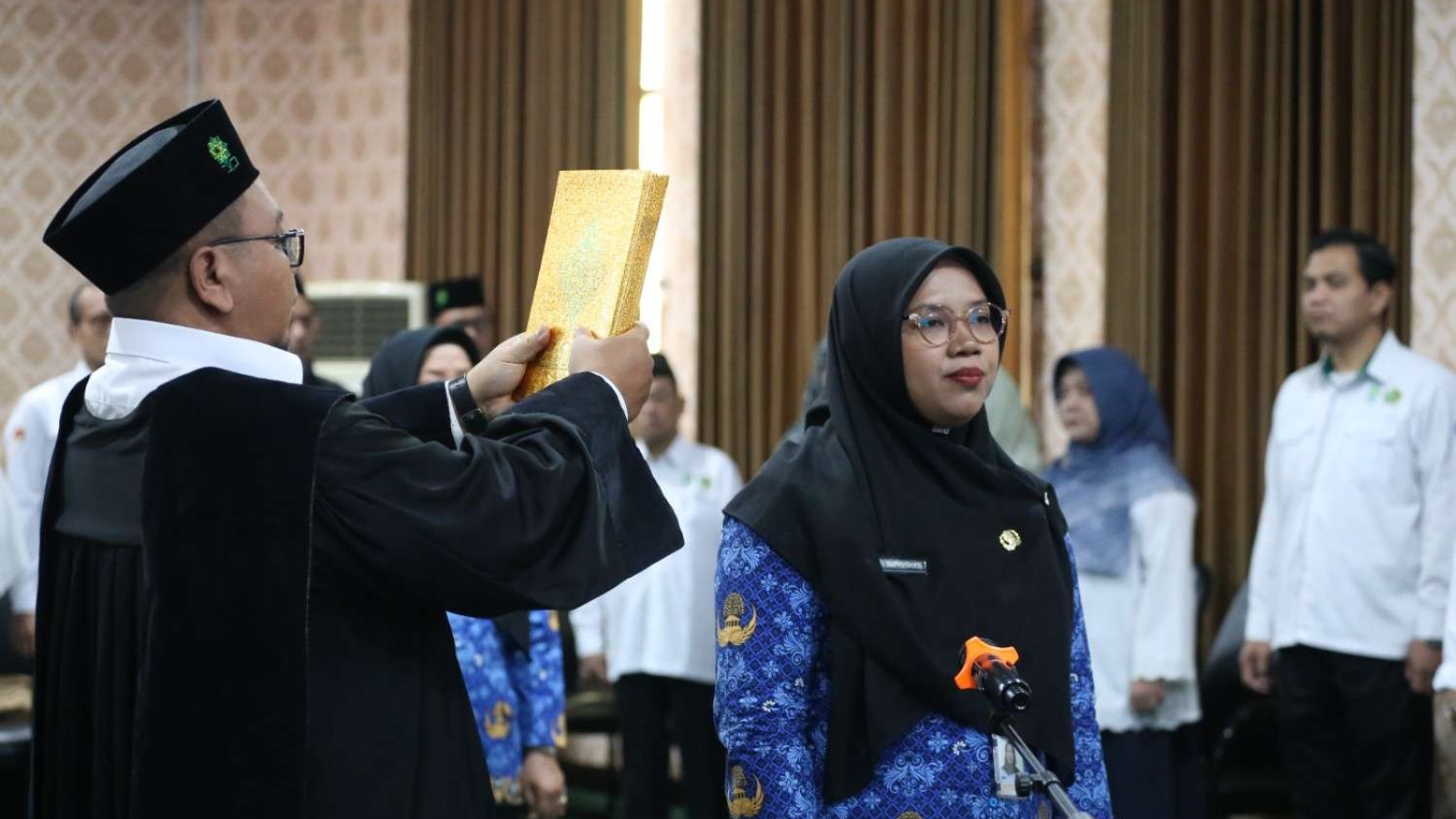 Pelantikan dan Pengambilan Sumpah Jabatan Awal Era Baru FEBI