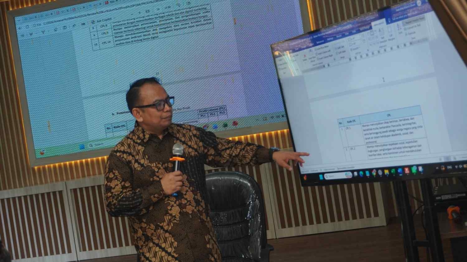 Sasar Kampus Berdampak, FEBI Gandeng Prof. Budiyono Matangkan Kurikulum OBE
