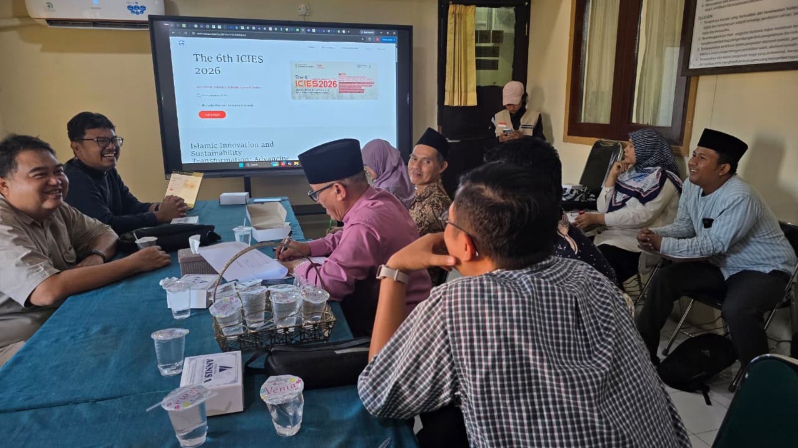 Visiting Lecturer di STAI Denpasar Strategi Publikasi Berbasis Riset Payung